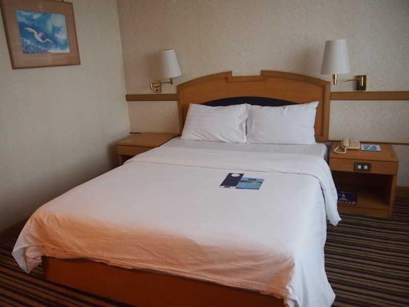 Chon Inter Hotel Chonburi Buitenkant foto