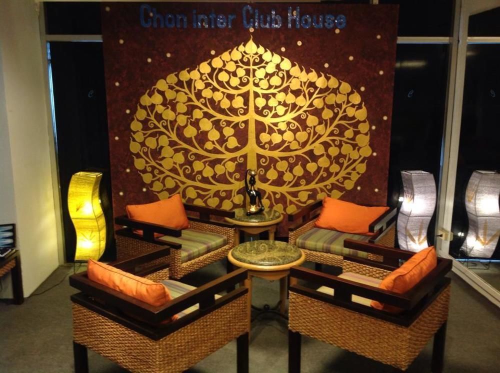 Chon Inter Hotel Chonburi Buitenkant foto