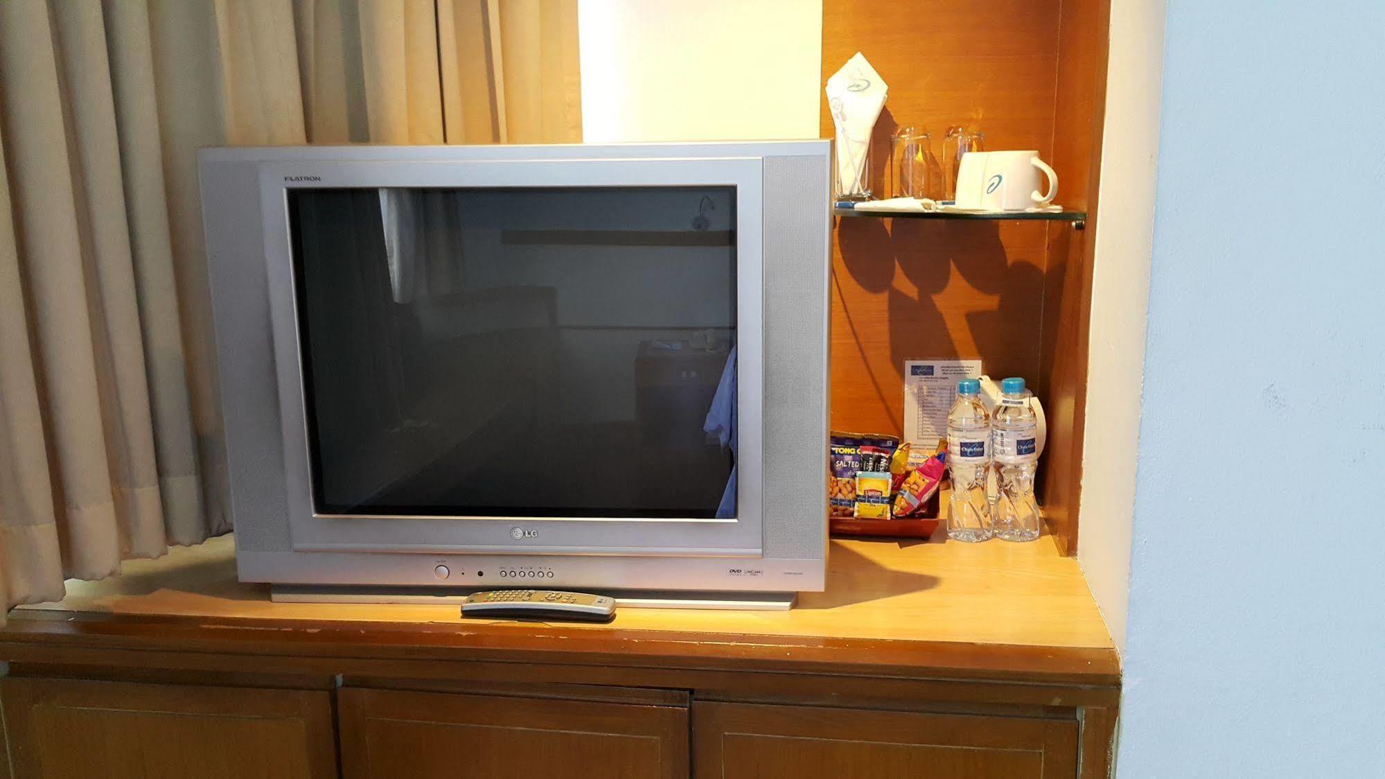 Chon Inter Hotel Chonburi Buitenkant foto