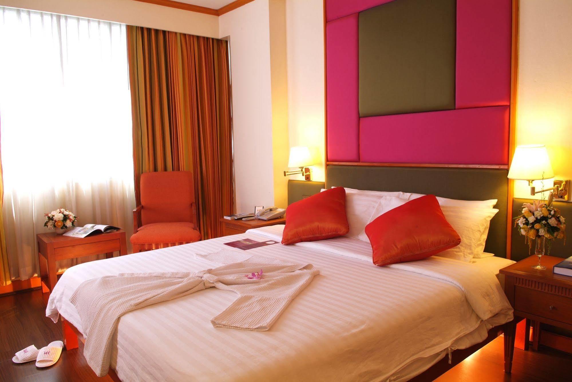Chon Inter Hotel Chonburi Kamer foto