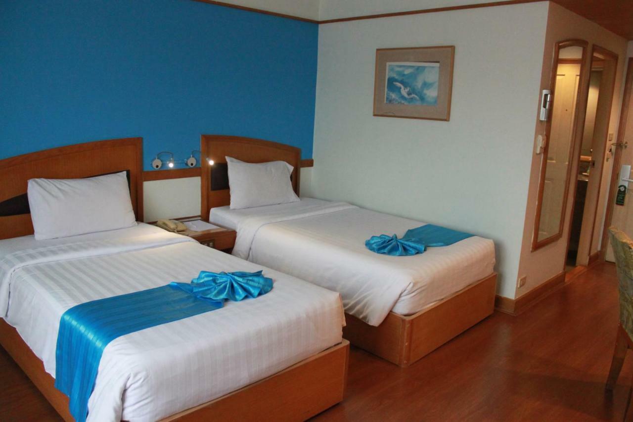 Chon Inter Hotel Chonburi Buitenkant foto