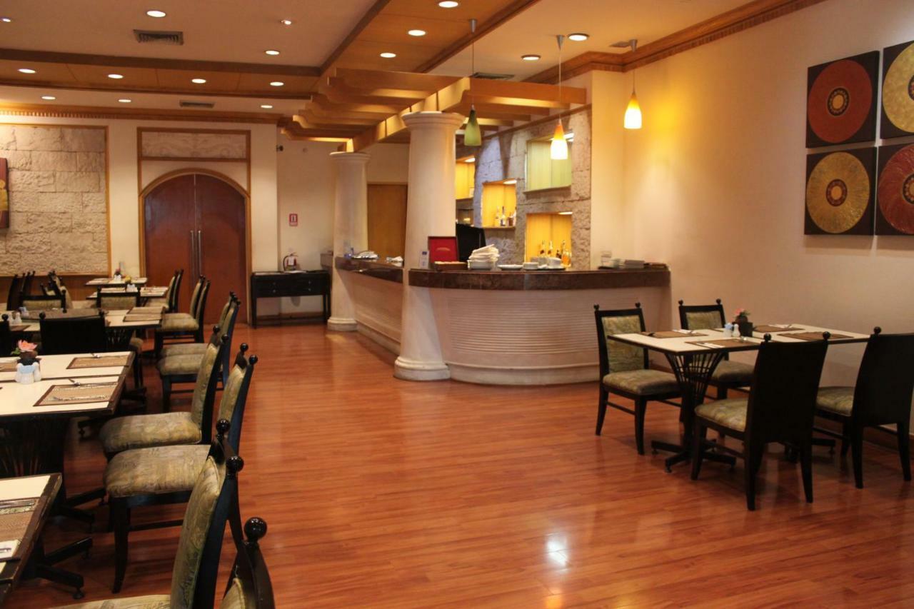 Chon Inter Hotel Chonburi Buitenkant foto