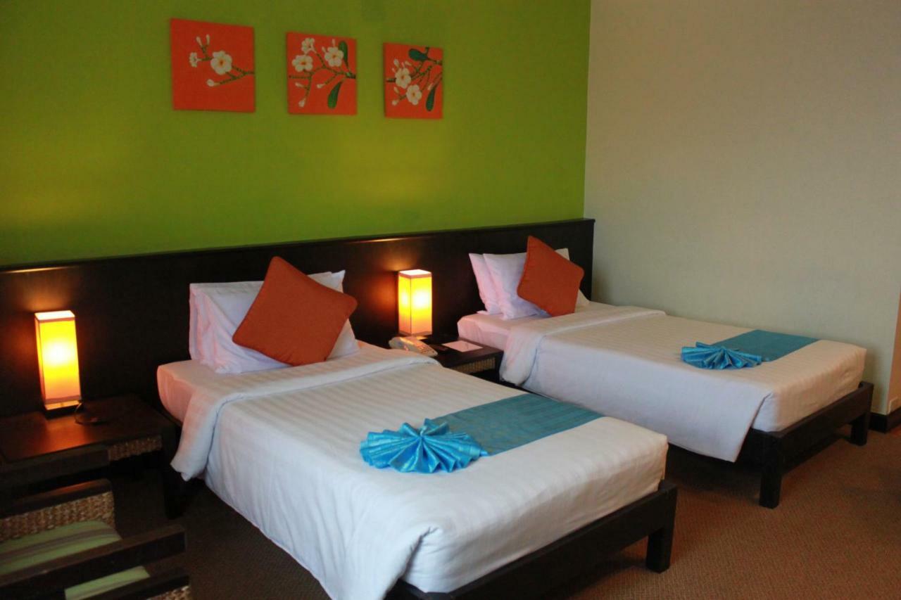 Chon Inter Hotel Chonburi Buitenkant foto