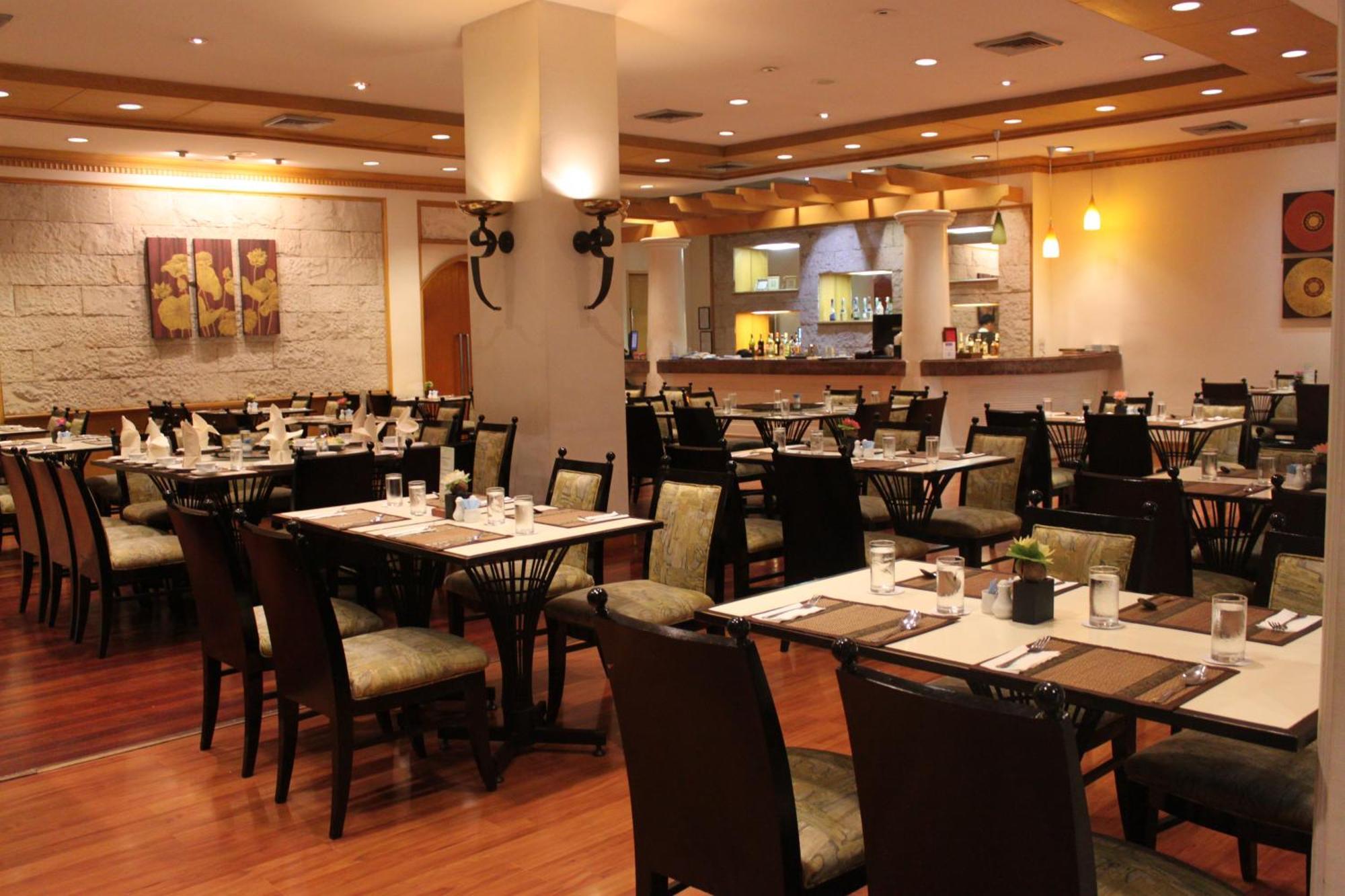 Chon Inter Hotel Chonburi Buitenkant foto