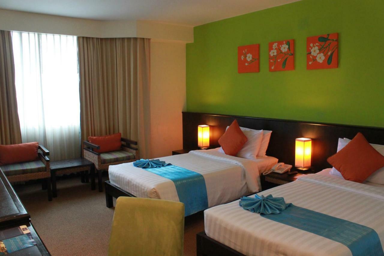 Chon Inter Hotel Chonburi Buitenkant foto